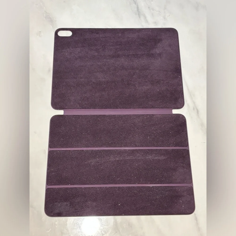 Apple IPad Air 5th Gen Folio Case
